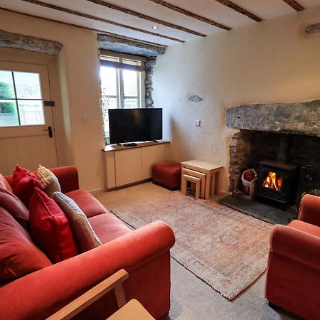 Penny Red Cottage Ambleside Exterior photo